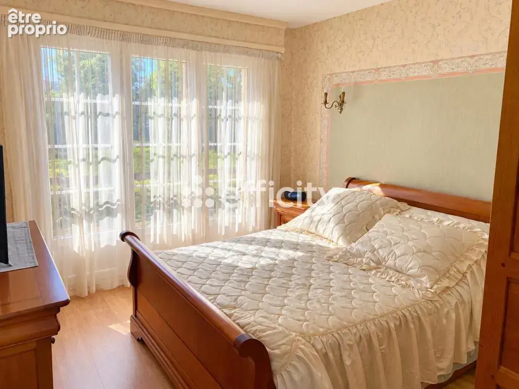 Maison 5 pièces 107 m² à vendre à La Bassee (59480) - photo 8