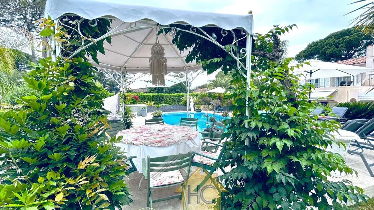 Maison à MOUANS-SARTOUX