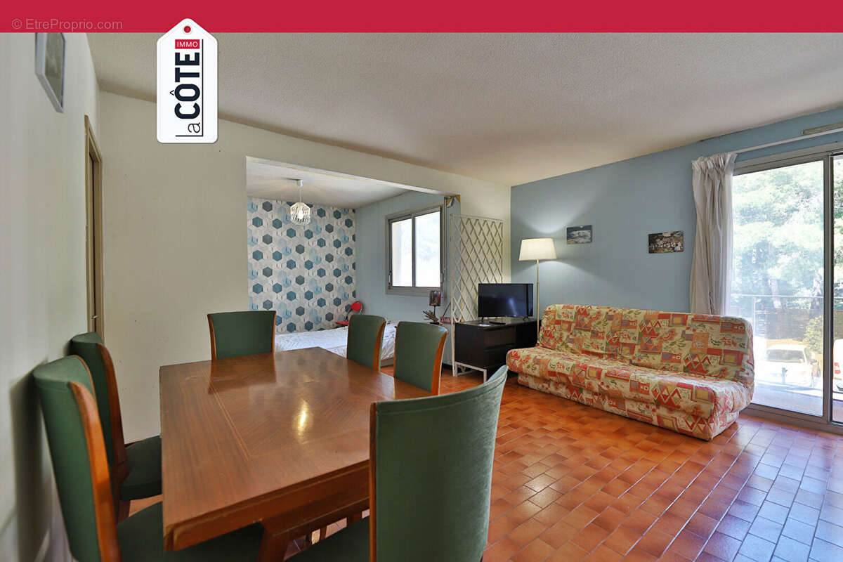 Appartement à CARRY-LE-ROUET