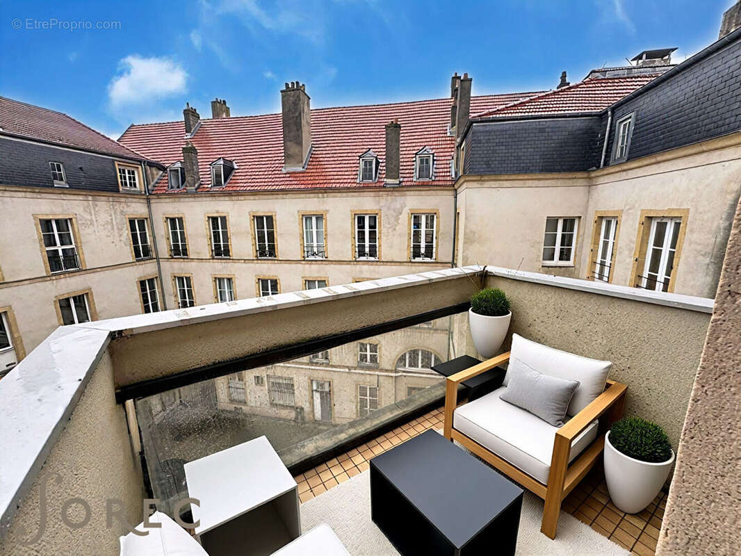 Metz hyper-centre Duplex T5  loué Rendement brut de 7,1 % DPE C - photo 4