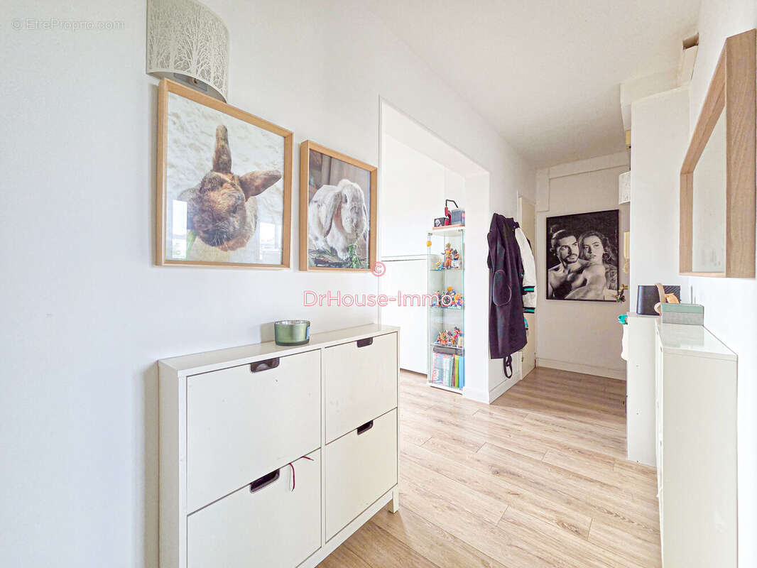 Appartement à SAINT-CYR-SUR-LOIRE