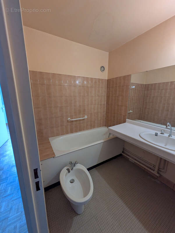 Appartement à PONT-SAINT-ESPRIT