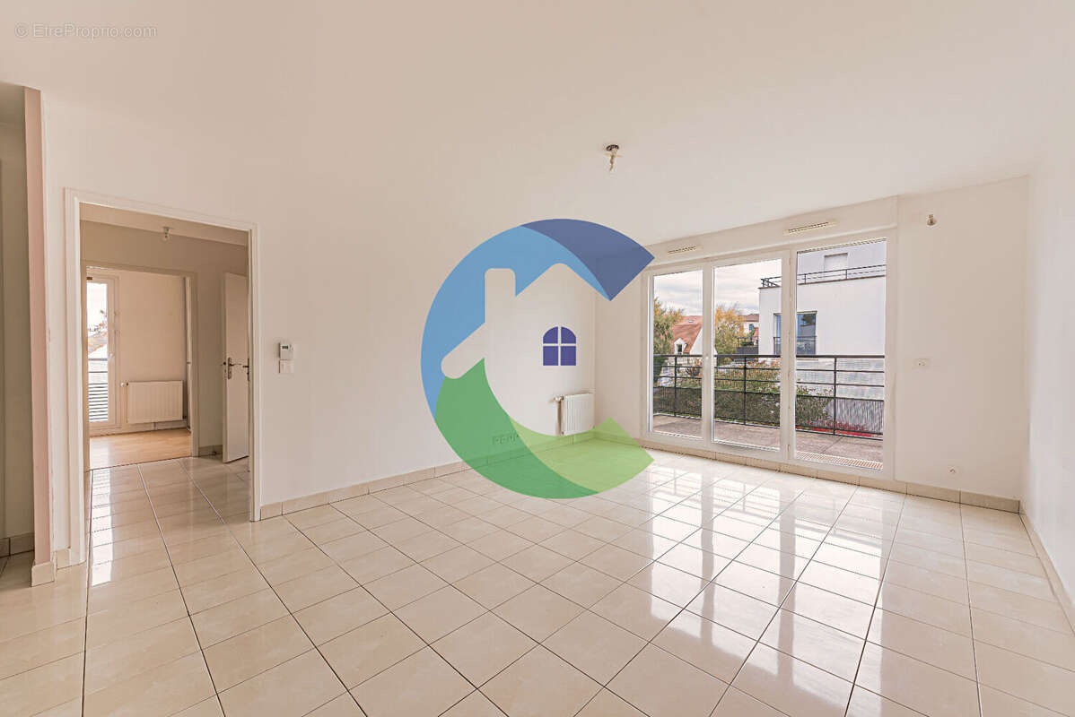 Appartement à EPINAY-SUR-ORGE