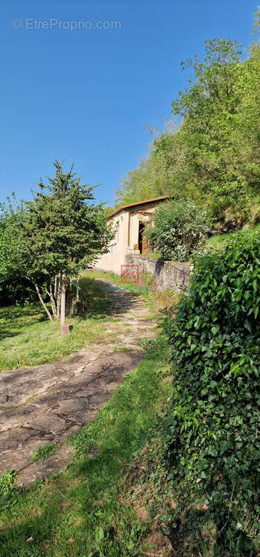 Maison à COMBRET