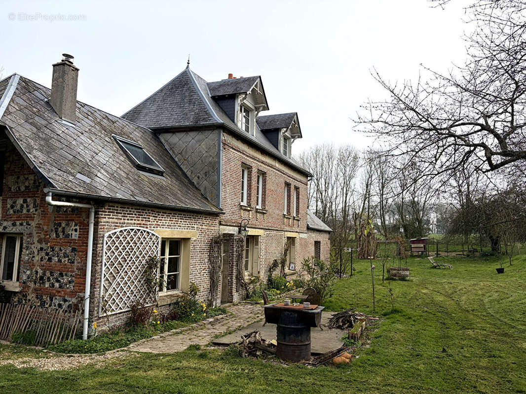 Maison à SAINT-JOUIN-BRUNEVAL