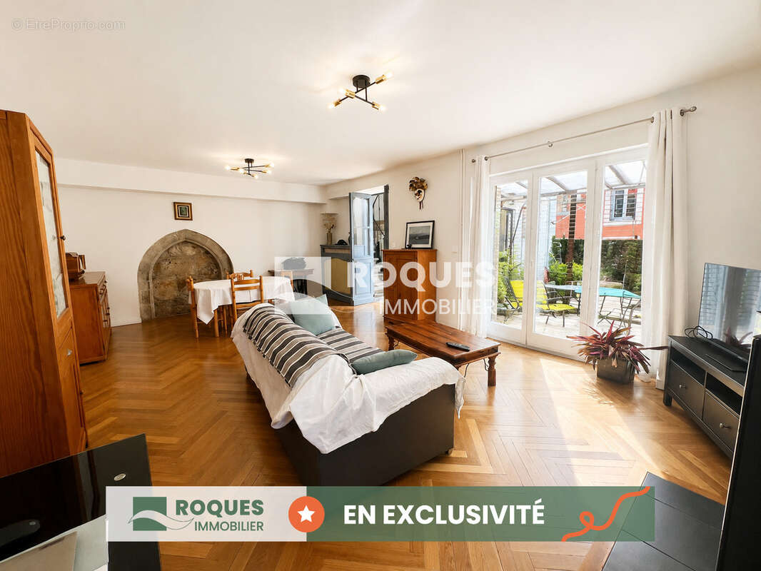 Photo Maison à Millau au prix de 249 000€