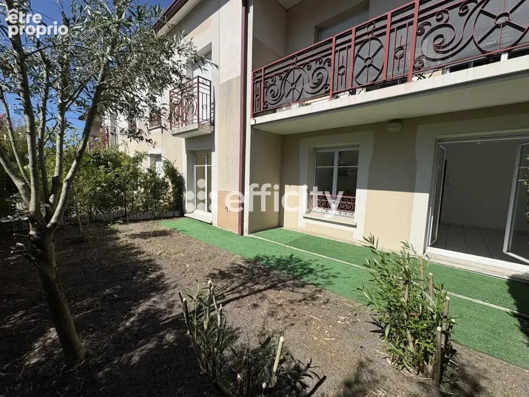 Appartement à CARBON-BLANC