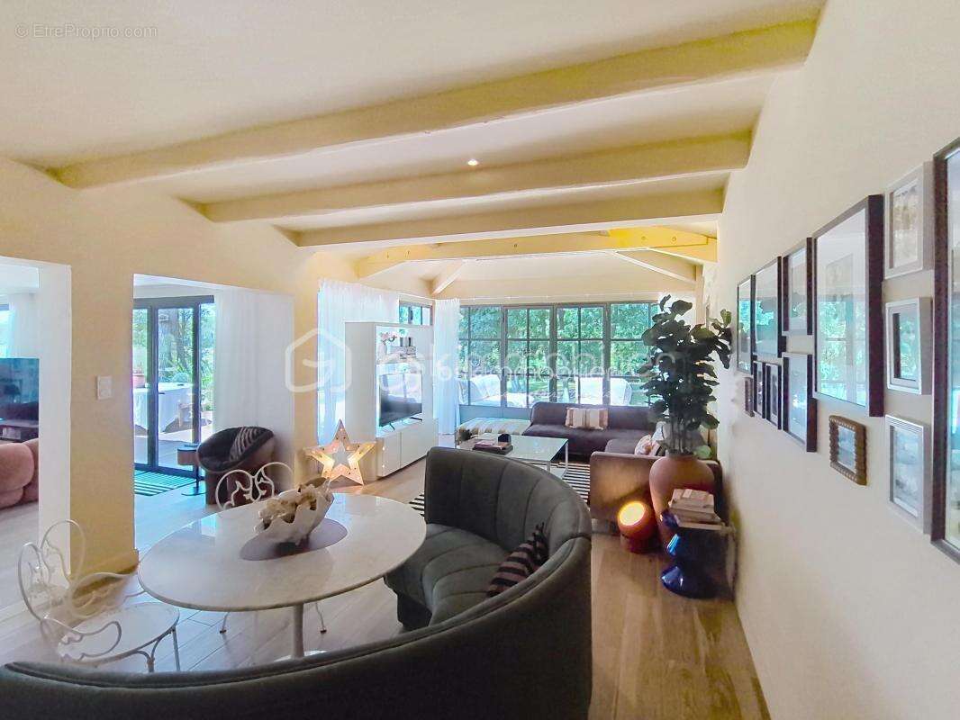 Maison d'exception au cœur de la Petite Camargue -Le Cailar - photo 11