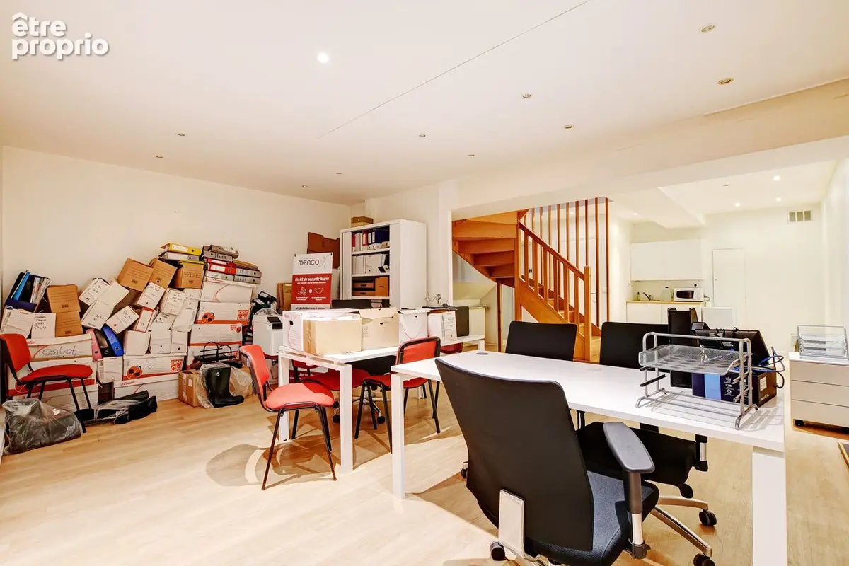 Local commercial Paris 97 m2 - photo 3
