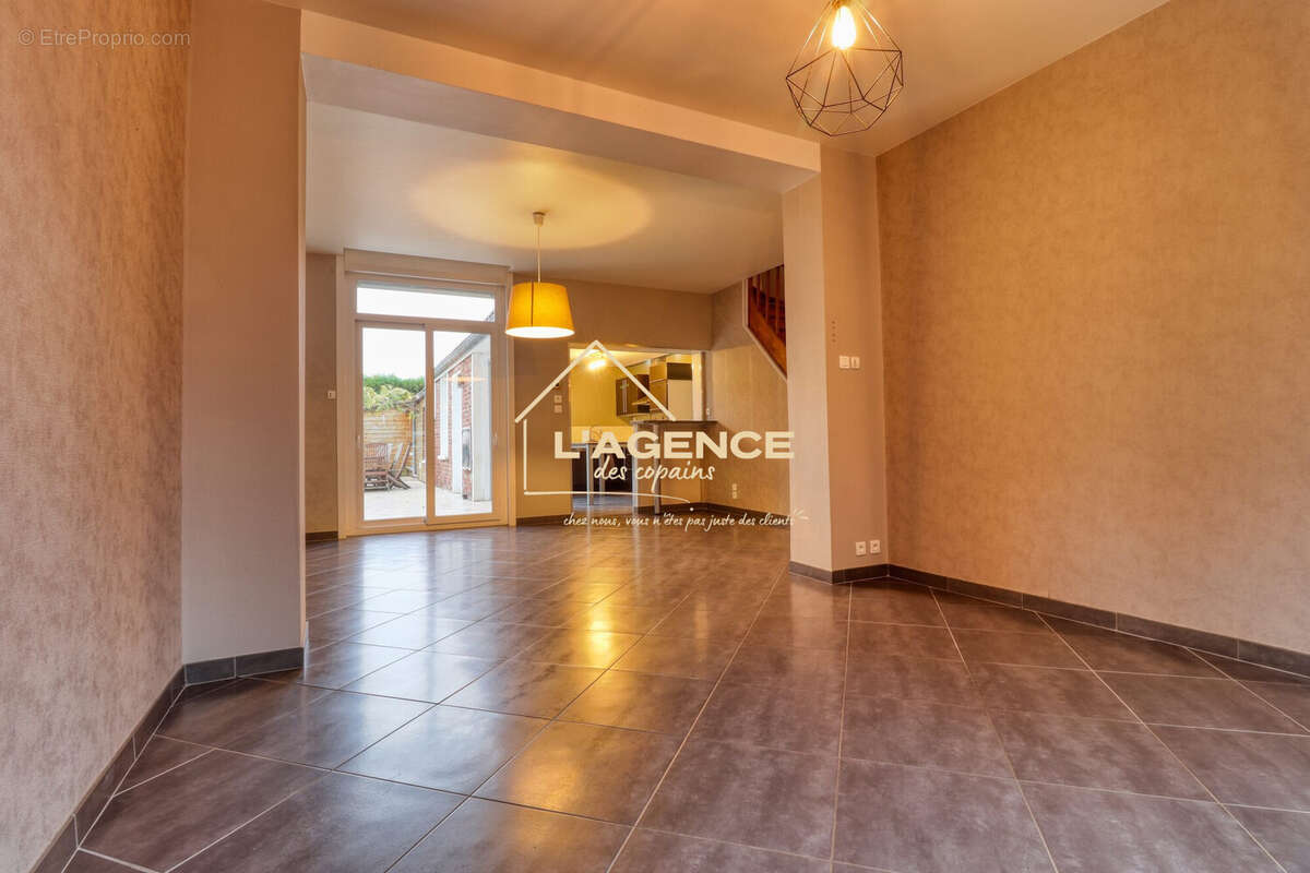 Maison à STEENBECQUE