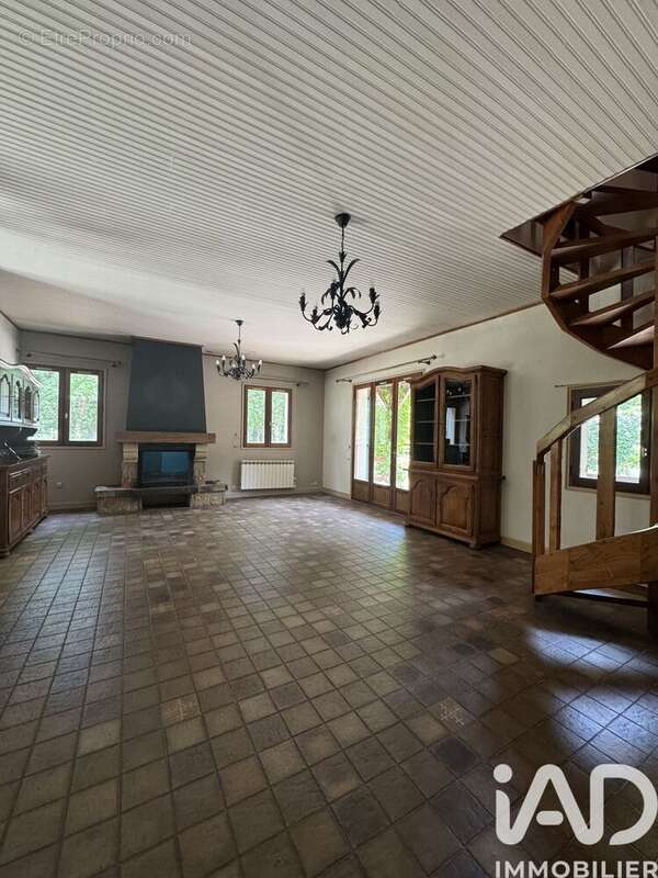 Maison 118 m² à Saint-Florent-Sur-Cher  - photo 5