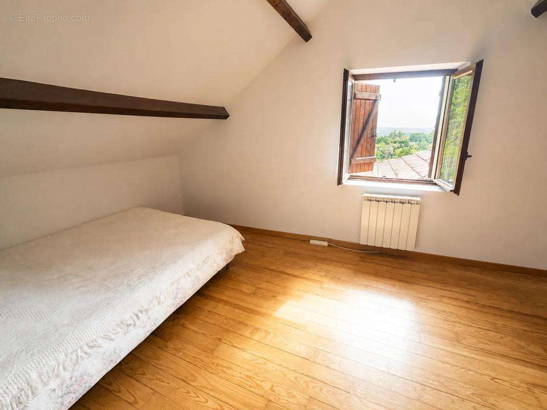 Maison de 4 pièces de 92 m² à Lamothe-Fénelon - photo 8