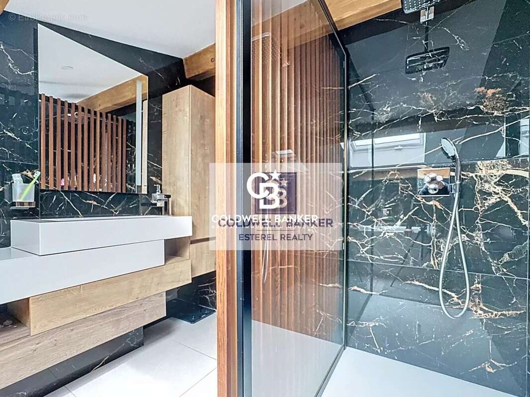 Maison à SAINT-RAPHAEL