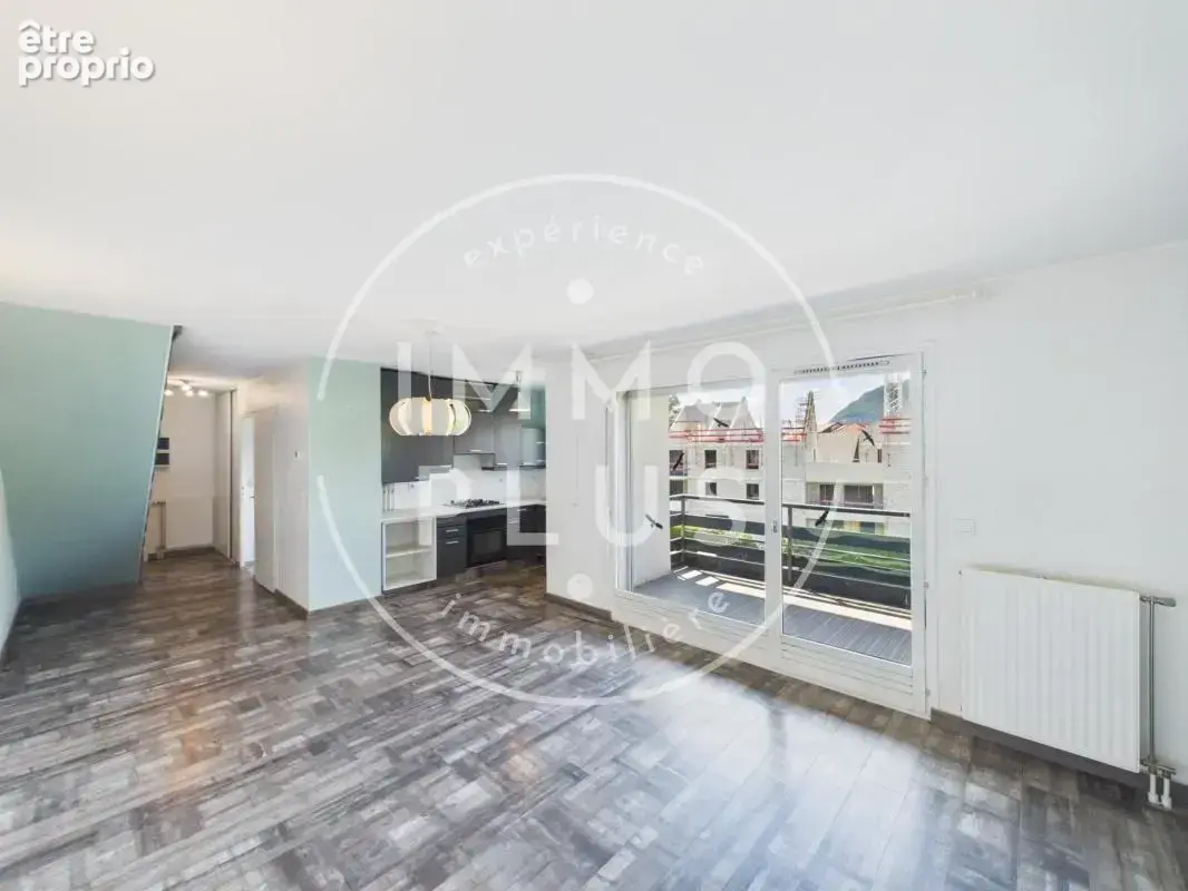 Vente - Appartement - duplex 4 pièces - 88 m² - 385 000 € - - photo 8