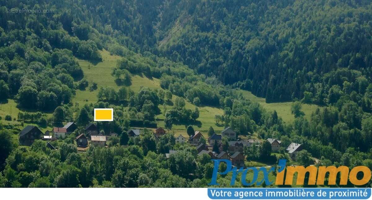Terrain à ALLEMOND