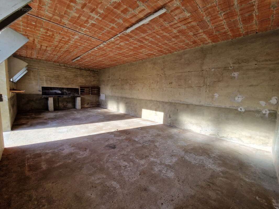 Terrain à DROUPT-SAINTE-MARIE