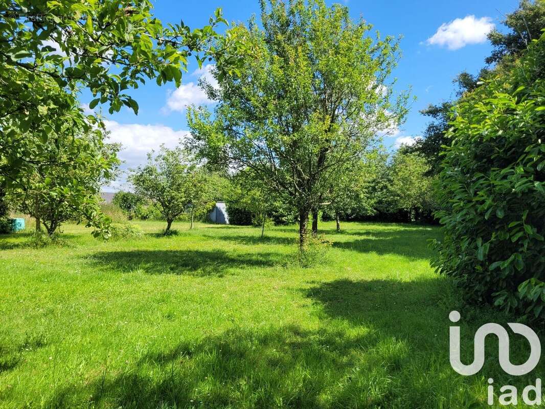 Terrain 1421 m² à Neuvillalais  - photo 3