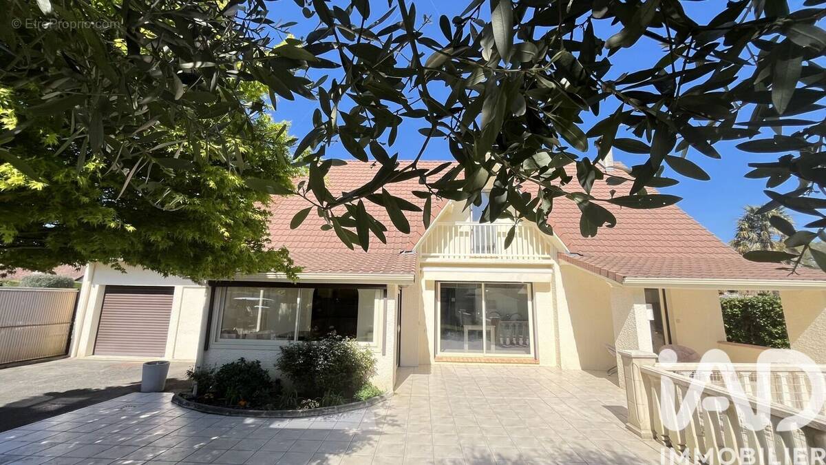 Photo 1 - Maison à LESCAR