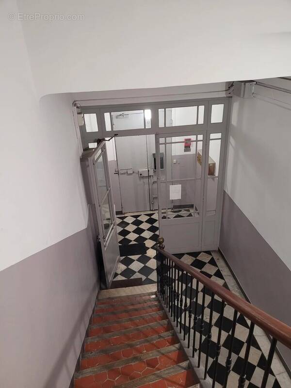 Appartement à MARSEILLE-5E