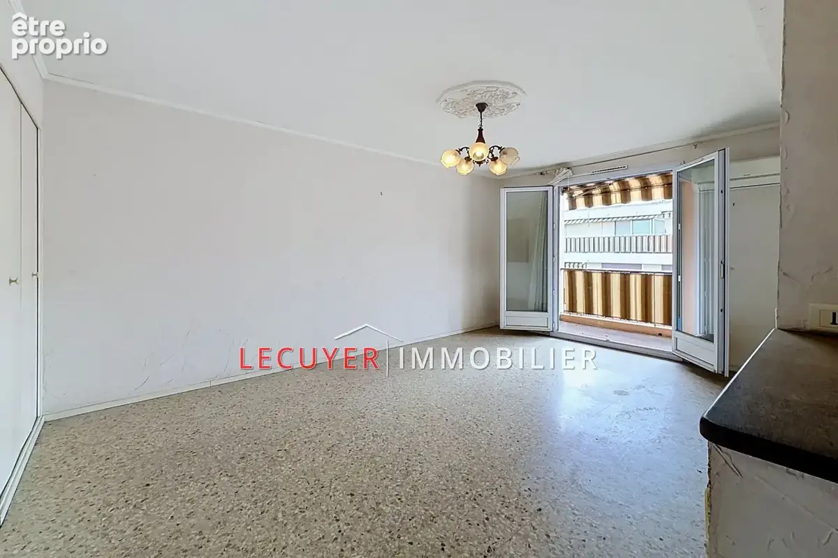 Appartement 2 pièces 48 m² à vendre à Vallauris (06220) - photo 2