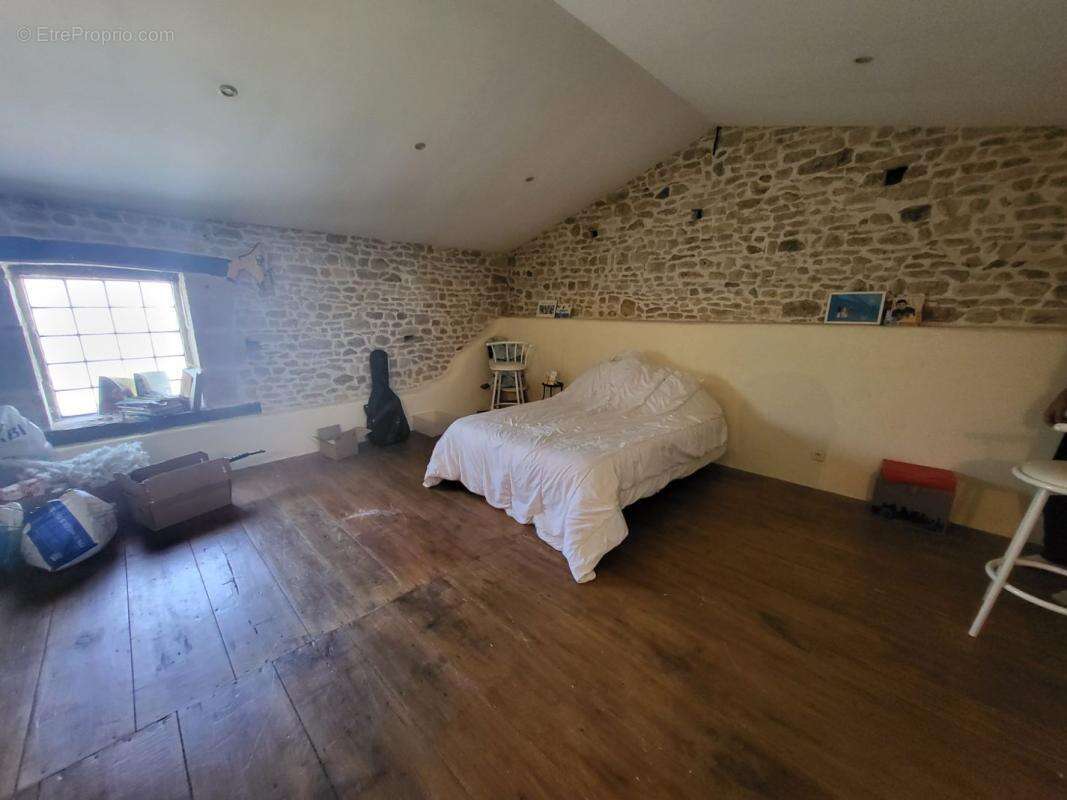Maison 153 m² à Ardin  - photo 4
