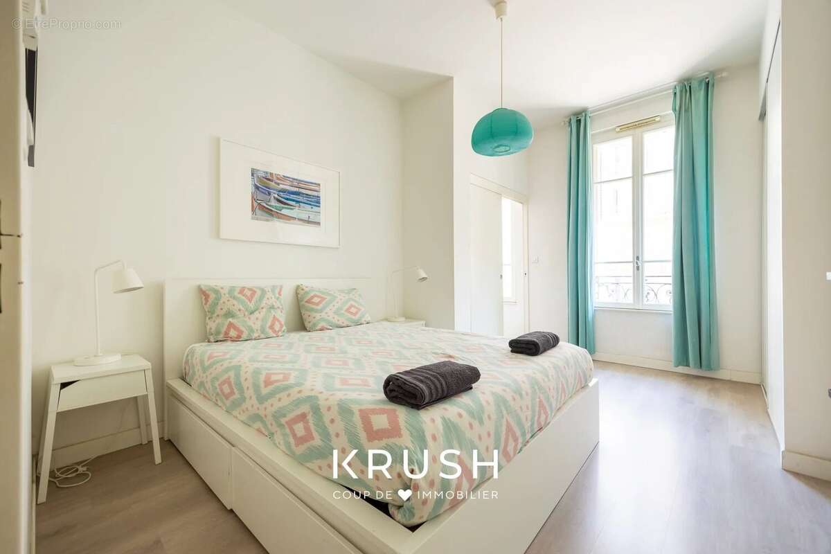 Appartement à MARSEILLE-2E