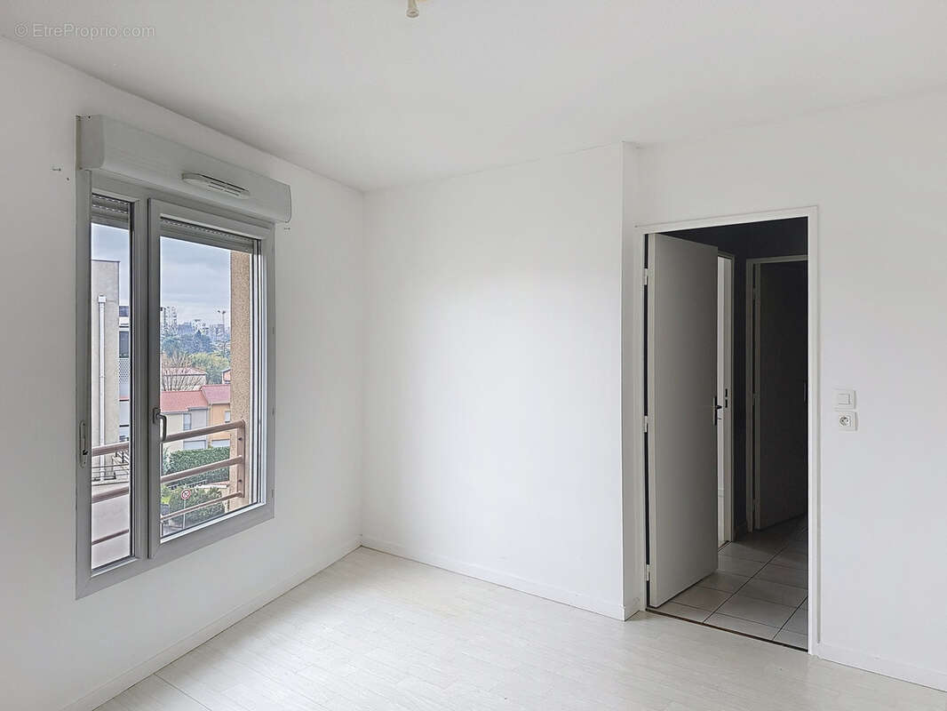 Appartement à VAULX-EN-VELIN
