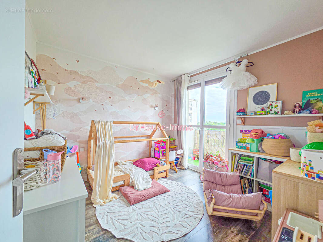 Appartement à SAINT-CYR-SUR-LOIRE