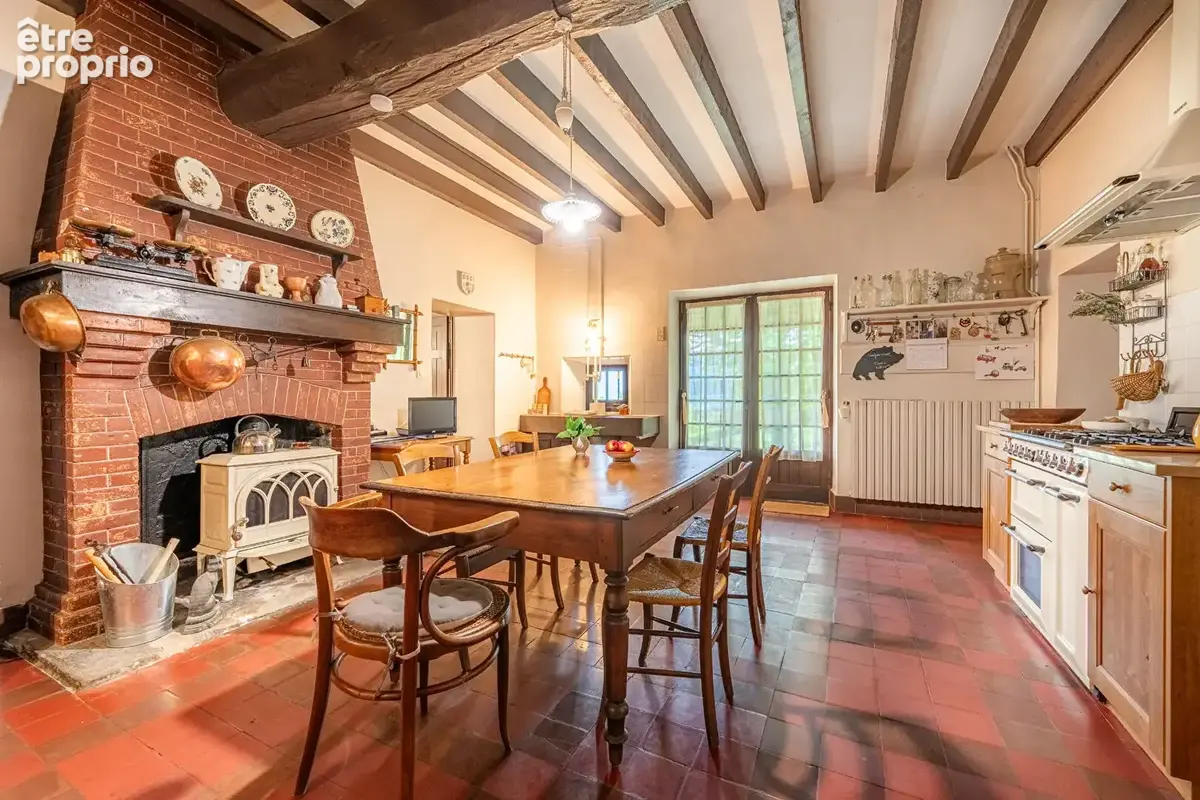 Maison de caractère à Peyrieu; Idéale chambres d'hôtes ou gîtes - photo 6