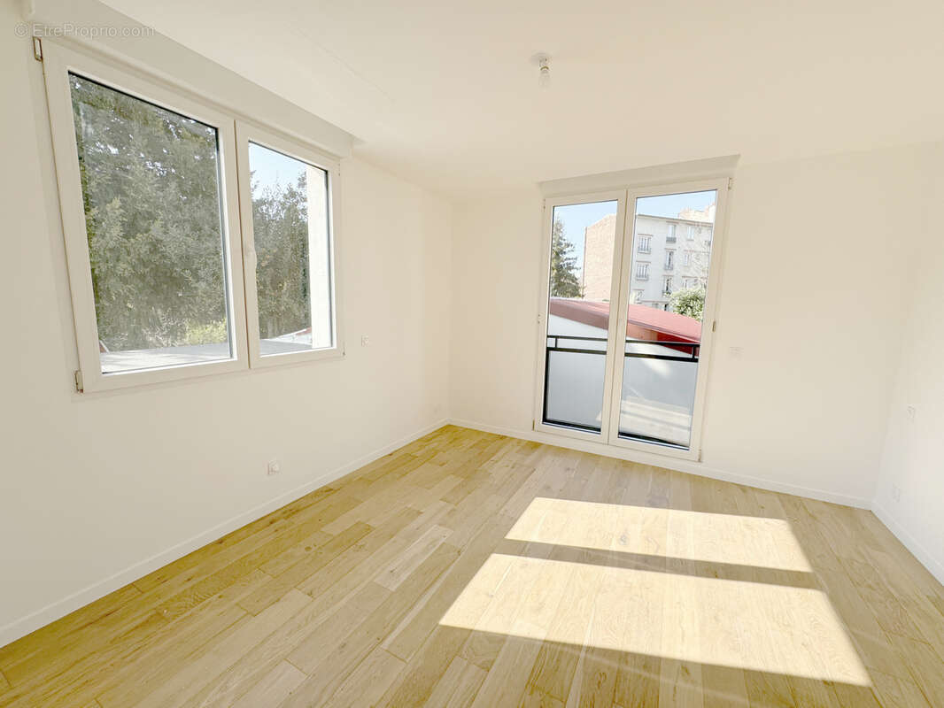 Appartement à LE PERREUX-SUR-MARNE