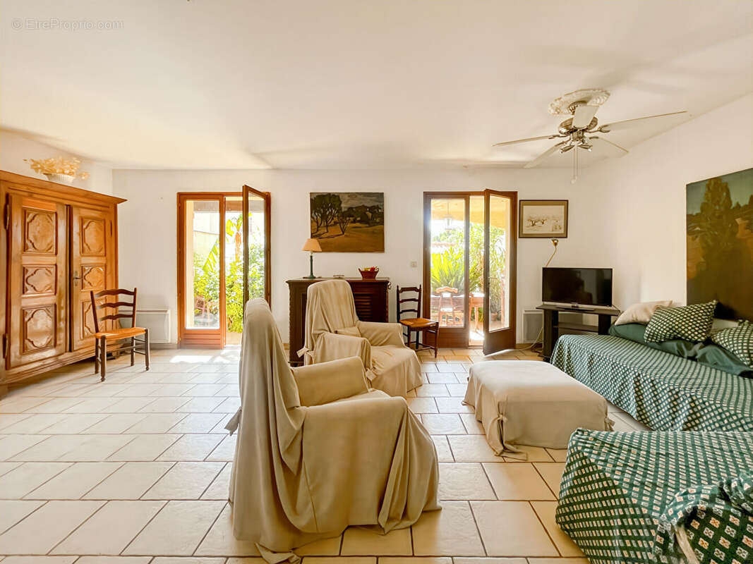 Maison à SAUSSET-LES-PINS