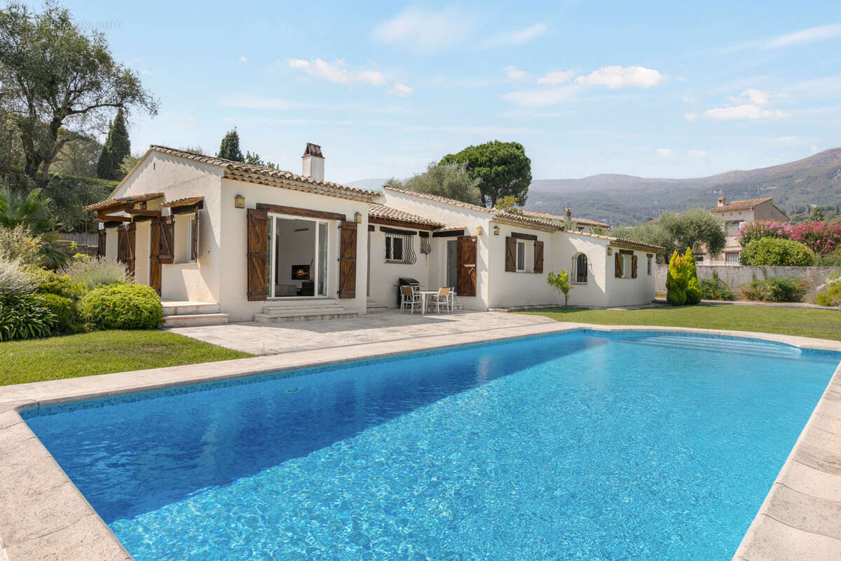 Villa provençale de plain-pied avec piscine   Tourrettes-sur-Loup - photo 3