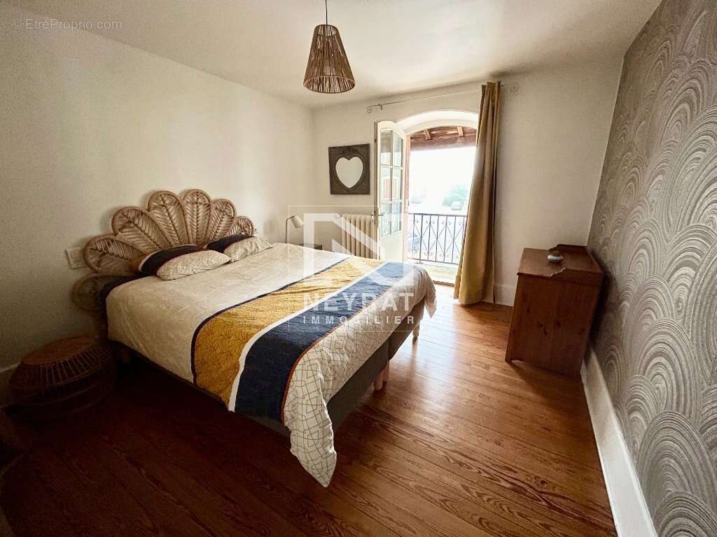 Maison à SENNECEY-LE-GRAND