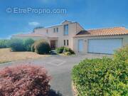 Photo 1 - Maison à SAINT-LEGER-LES-VIGNES