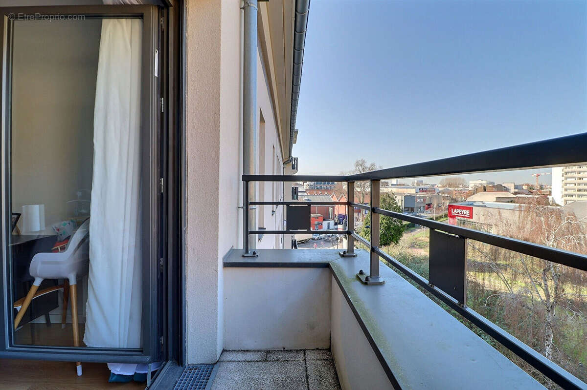 Appartement à AUBERVILLIERS