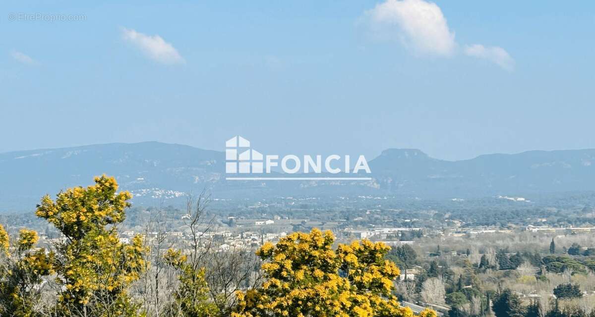 Maison à ROQUEBRUNE-SUR-ARGENS