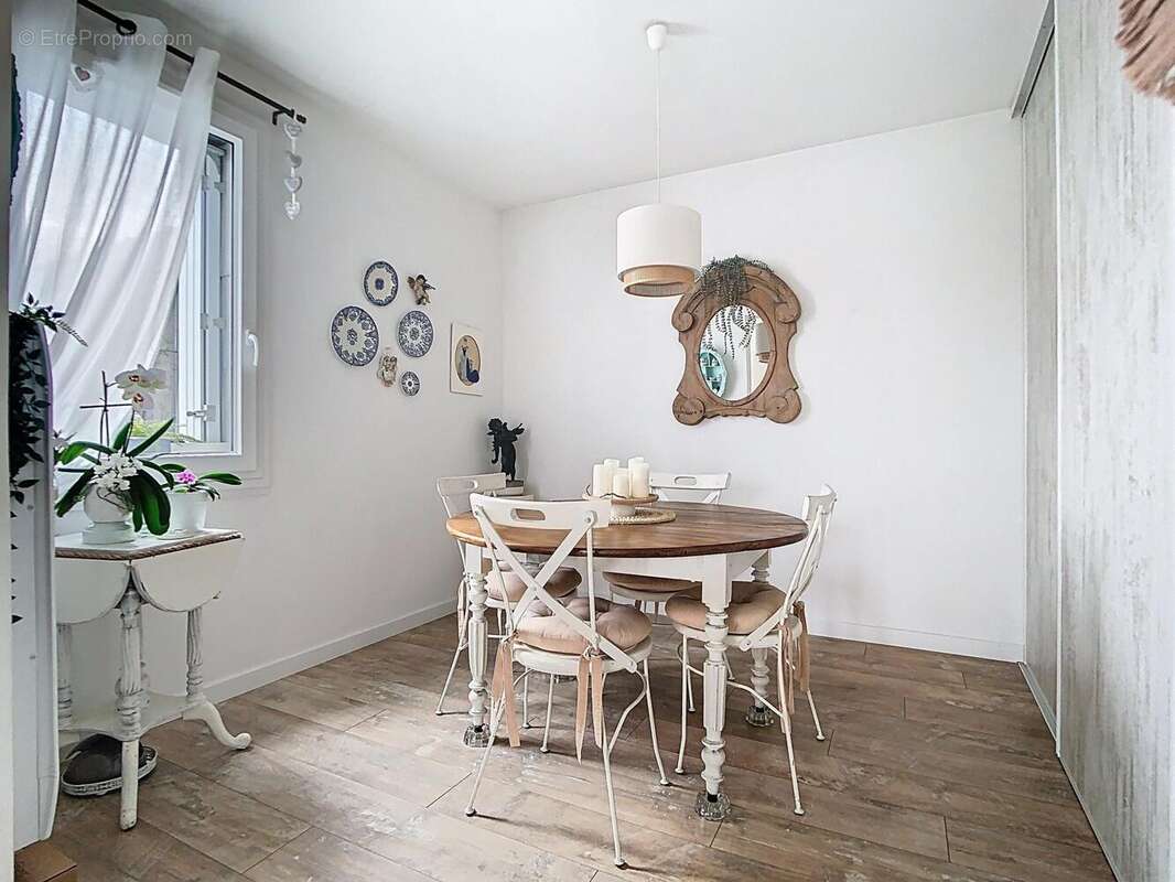 Photo 6 - Appartement à OZOIR-LA-FERRIERE