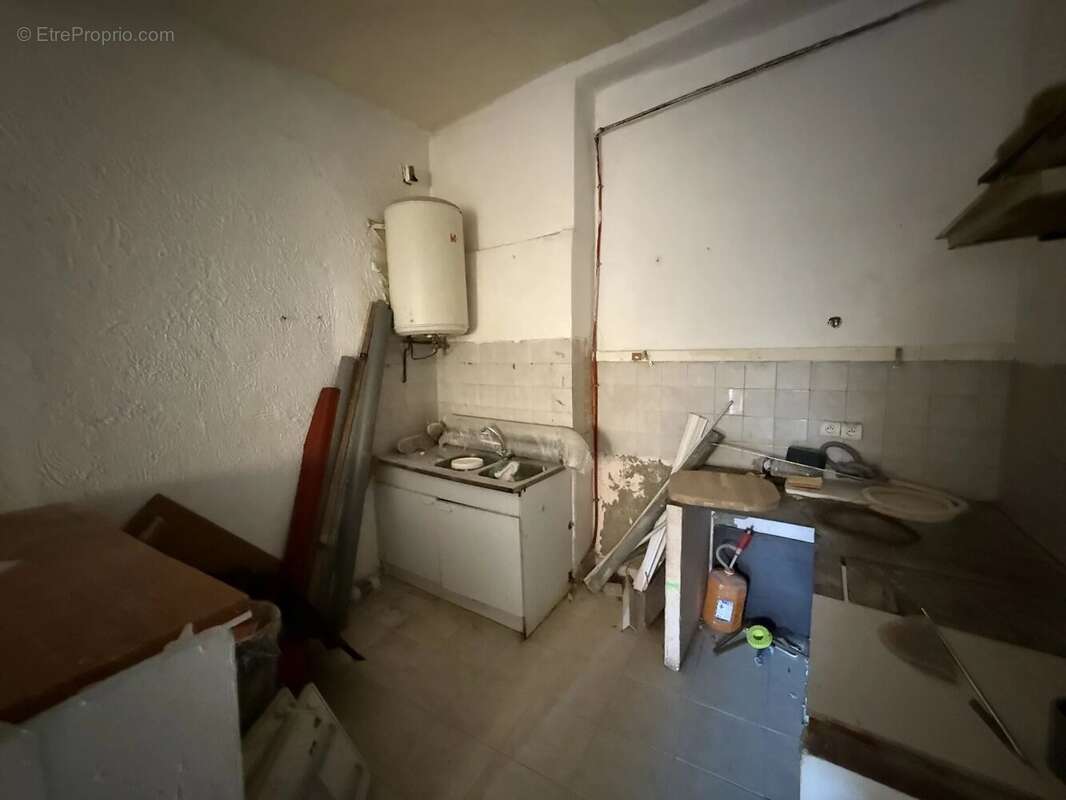 Appartement à SAINT-LAURENT-DU-VAR