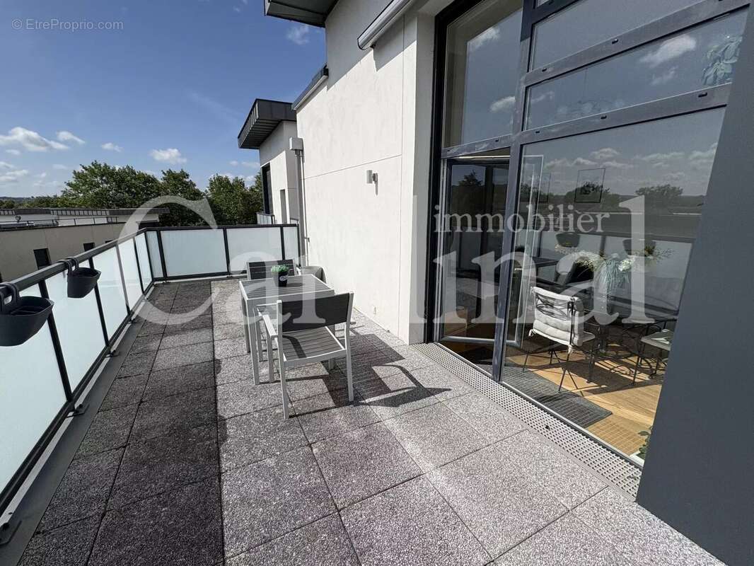 Appartement à NOISY-LE-ROI