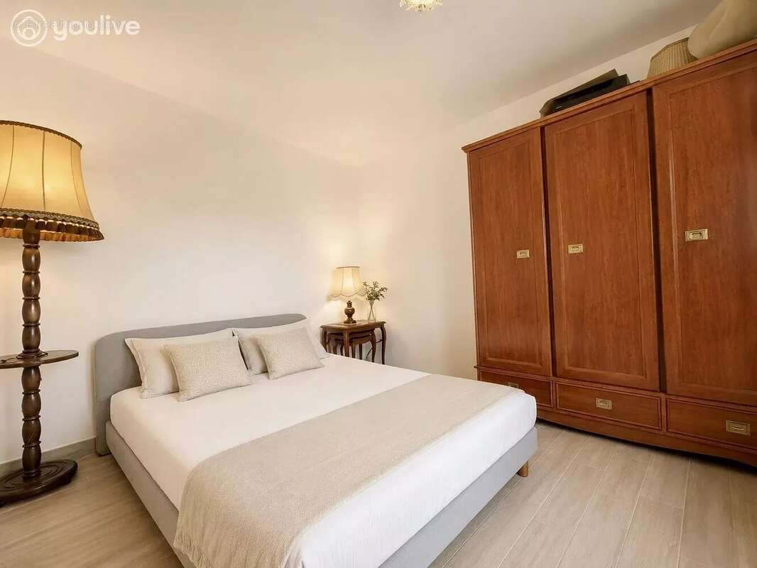 À DÉCOUVRIR – Superbe appartement T3 avec terrasse et vue dégagée sur le Fort d'Aléria - photo 6