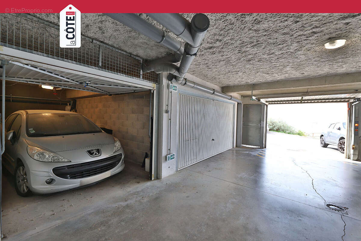 Appartement à CARRY-LE-ROUET