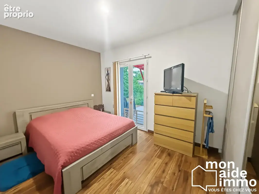Maison 4 pièces 90 m² à vendre à Coutras (33230) - photo 5