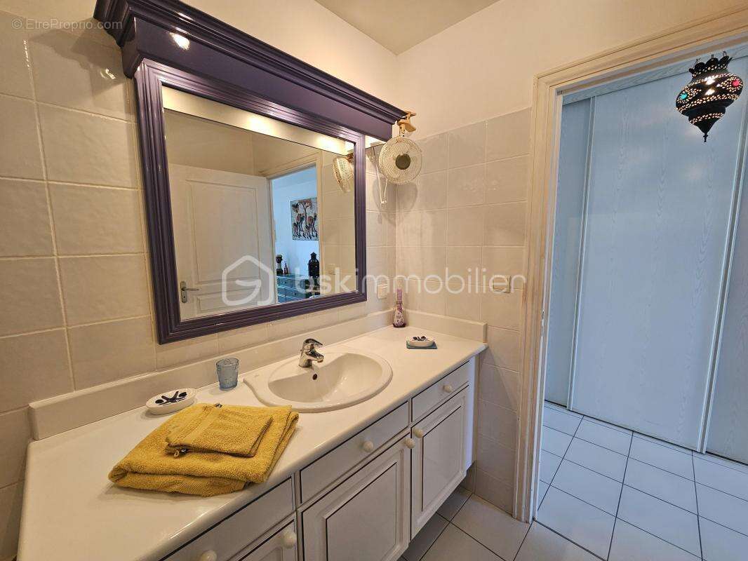 Appartement t2- le savannah- bord de mer- vue lagon - photo 8