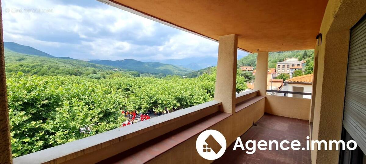 Appartement à SAINT-LAURENT-DE-CERDANS