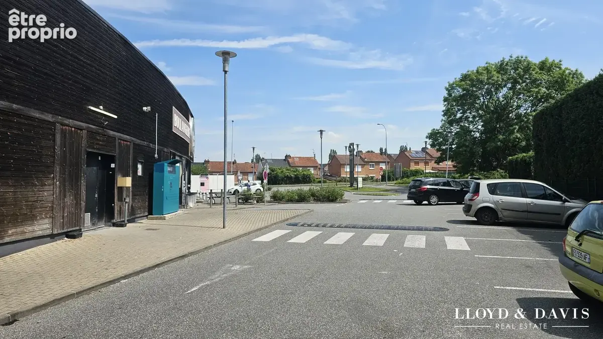 Commerce 4637 m² à Lens  - photo 5