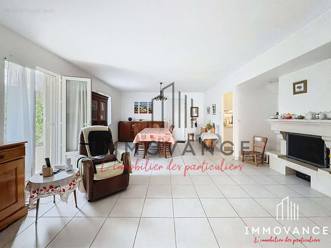 Maison à SAINT-JEAN-DE-VEDAS