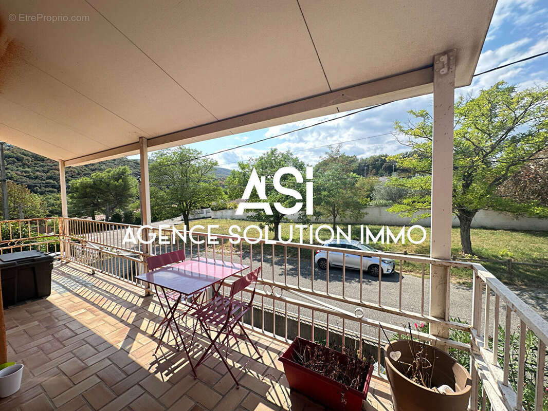 Appartement à VIVIERS