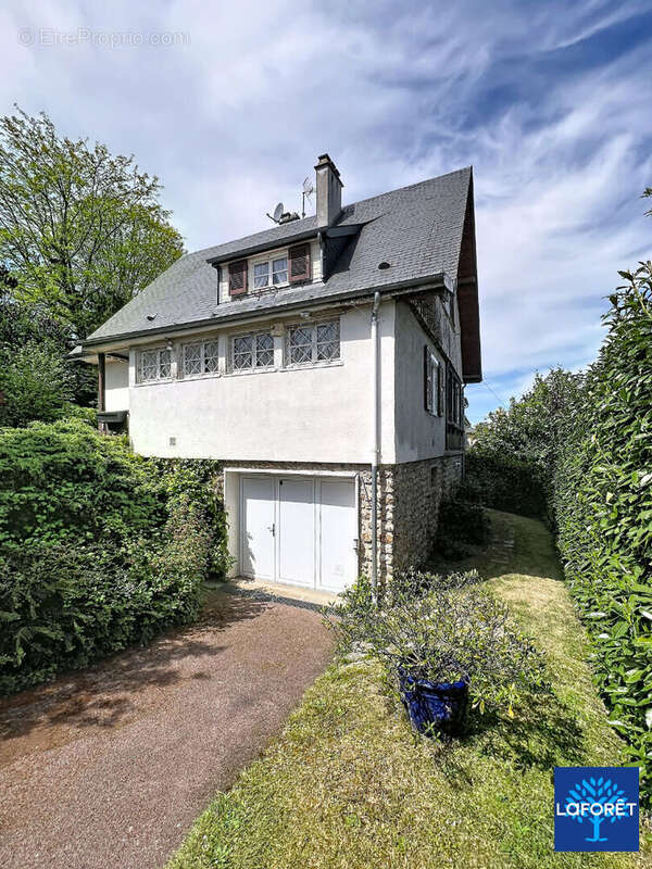 Maison à BERNAY