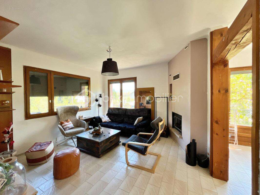 Maison à SAINT-BALDOPH