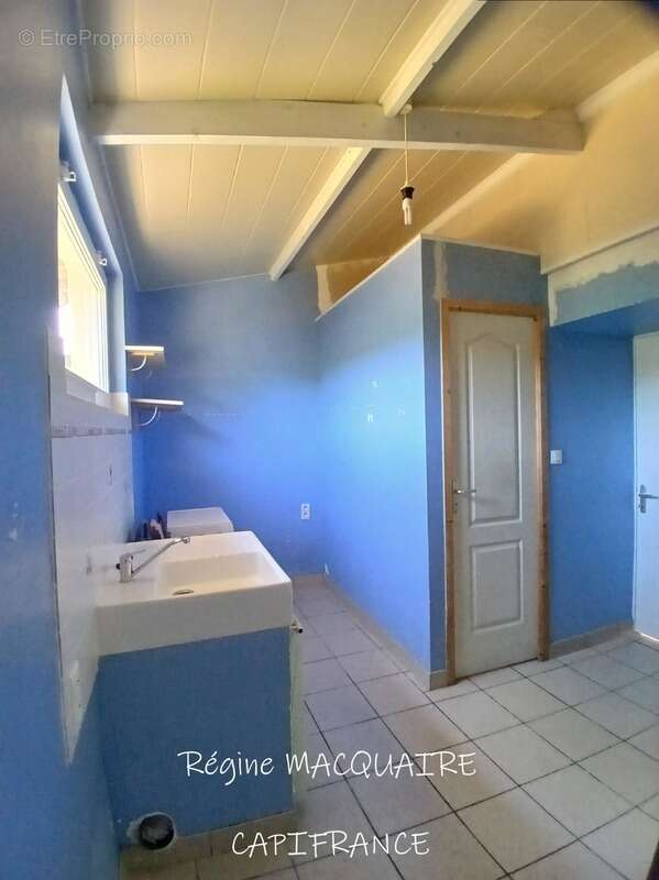 Maison en pierre à Sourdeval (50) – 4 pièces – 3 chambres dont 1 au rdc + dépendances – Terrain 2 500 m² - photo 20